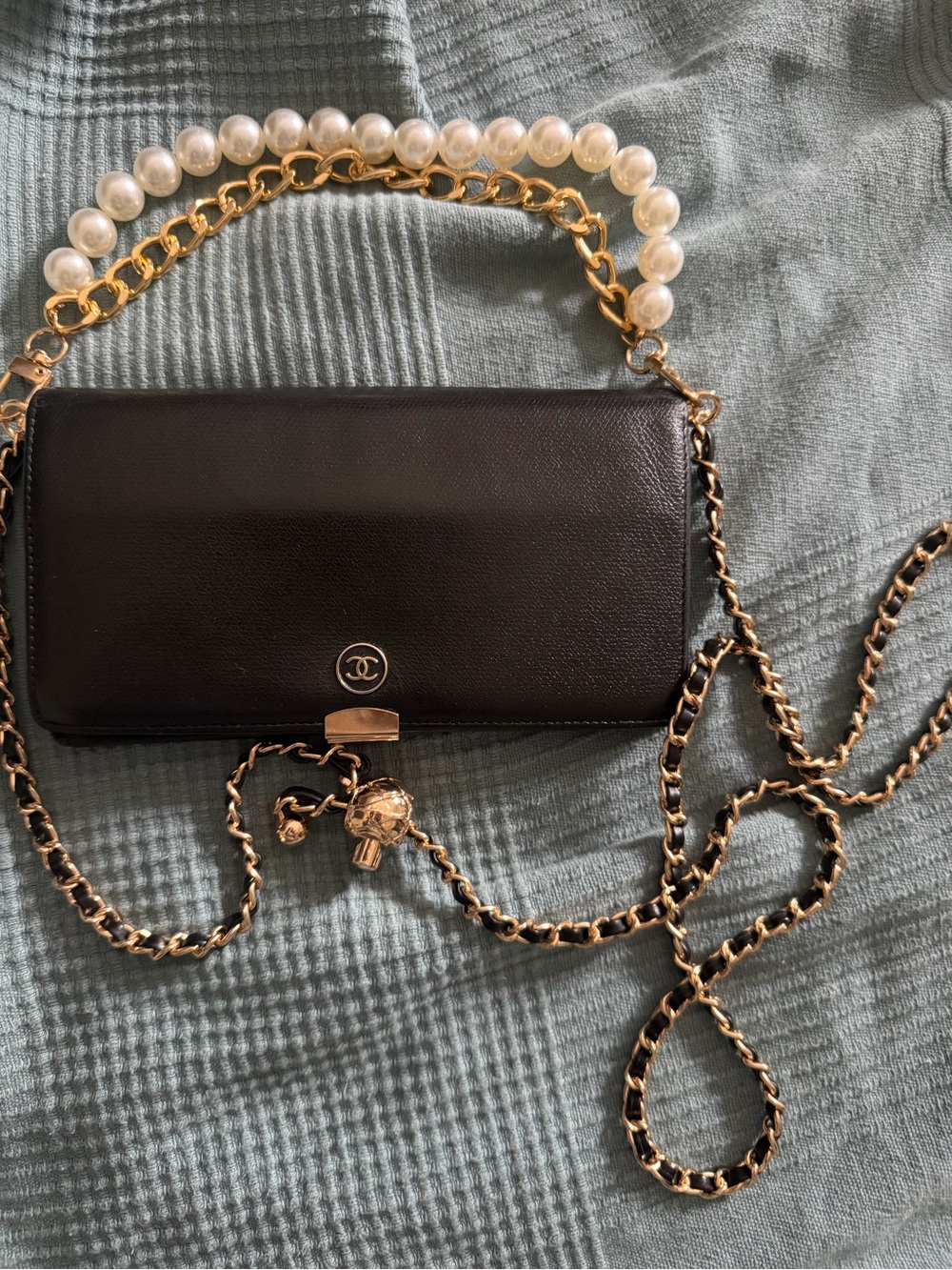 Chanel wallet + chain with insert